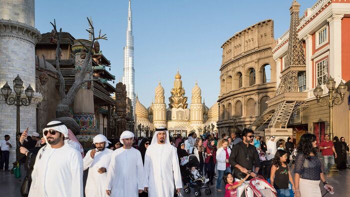 Costumbres y Tradiciones :: EMPRESA DUBAI ALVART